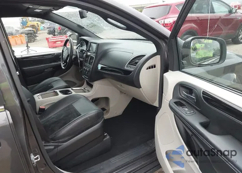 2015 Dodge Grand Caravan Sxt z USA, uszkodzony, nr VIN 2C4RDGCG9FR738794